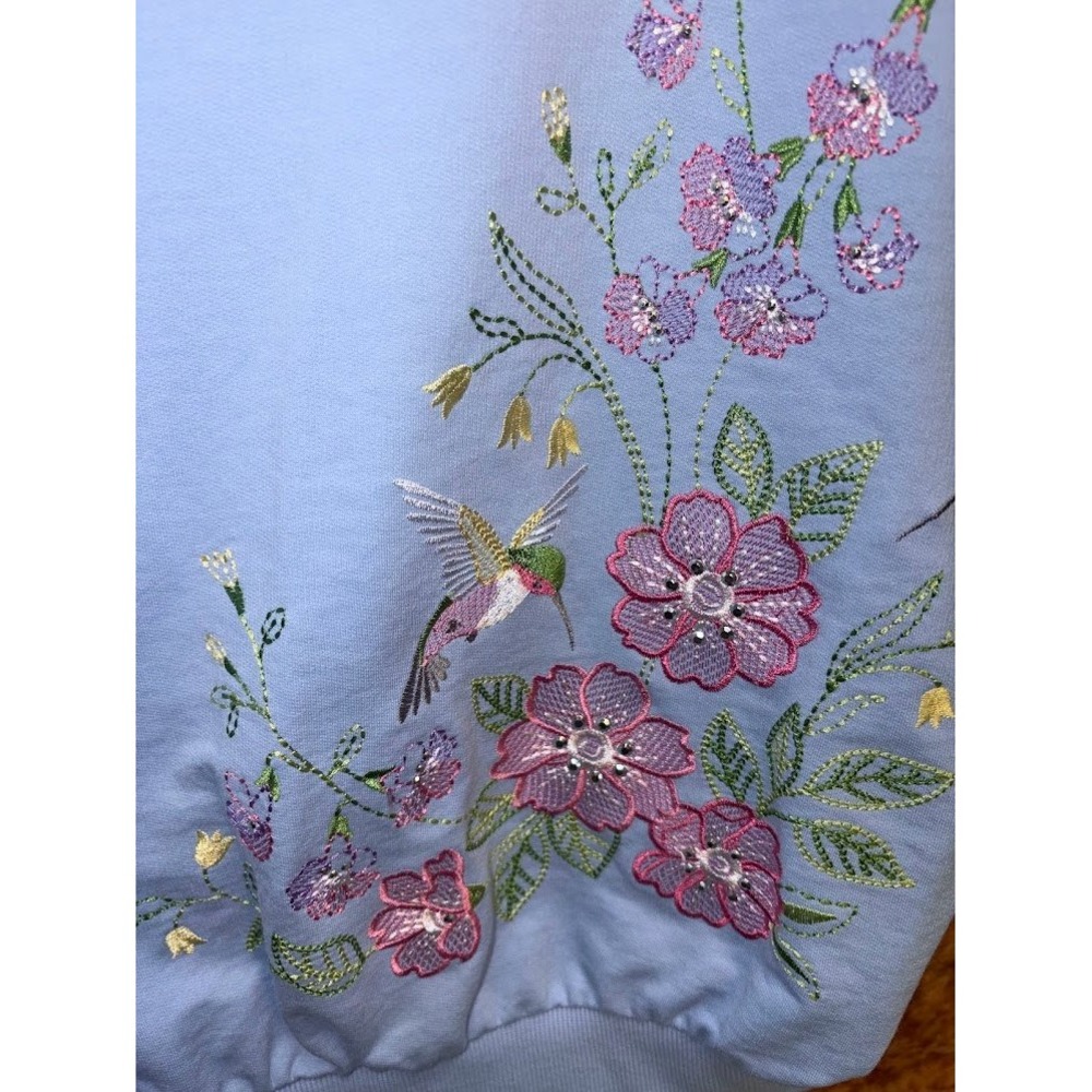 Alfred Dunner Womens Blue Embroidered Hummingbird Floral Shortsleevesweatshirt L - Picture 3 of 4